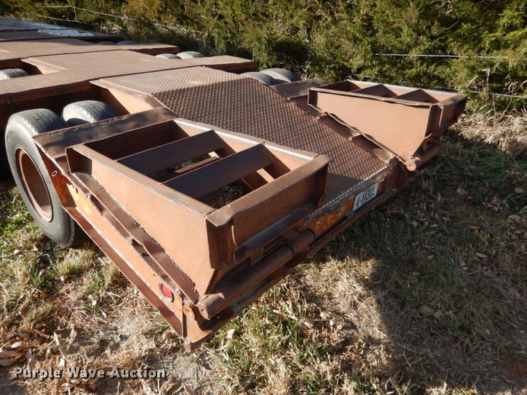 image for item DG5871 1977 Heavy Haul HS35 drop deck equipment trailer