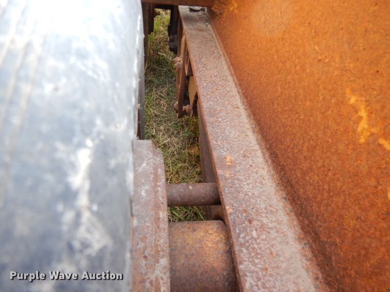 image for item DG5871 1977 Heavy Haul HS35 drop deck equipment trailer