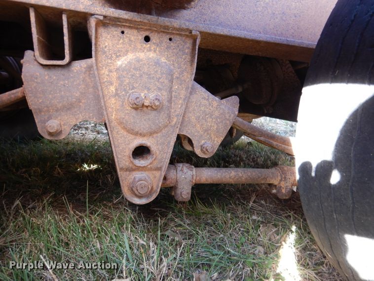 image for item DG5871 1977 Heavy Haul HS35 drop deck equipment trailer