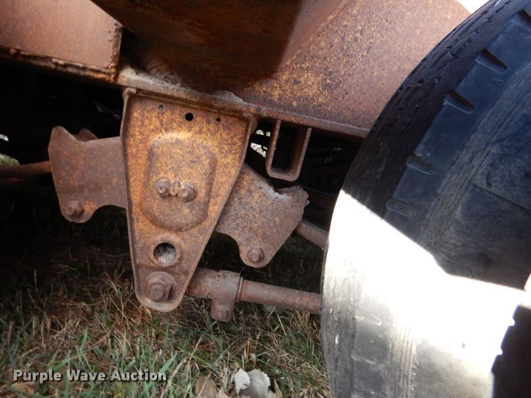 image for item DG5871 1977 Heavy Haul HS35 drop deck equipment trailer