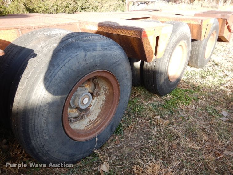 image for item DG5871 1977 Heavy Haul HS35 drop deck equipment trailer