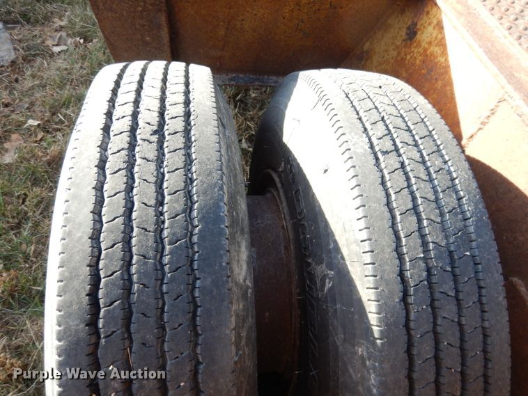 image for item DG5871 1977 Heavy Haul HS35 drop deck equipment trailer