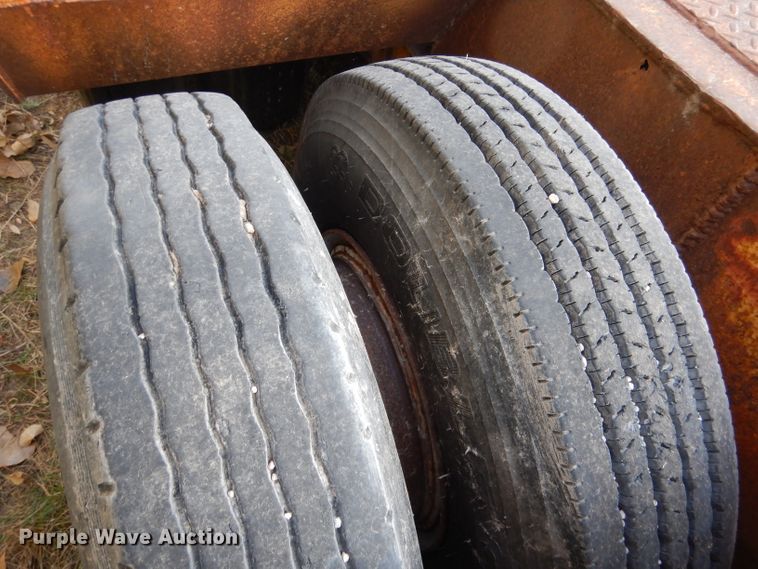 image for item DG5871 1977 Heavy Haul HS35 drop deck equipment trailer