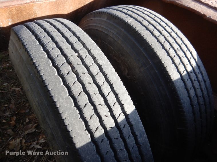 image for item DG5871 1977 Heavy Haul HS35 drop deck equipment trailer