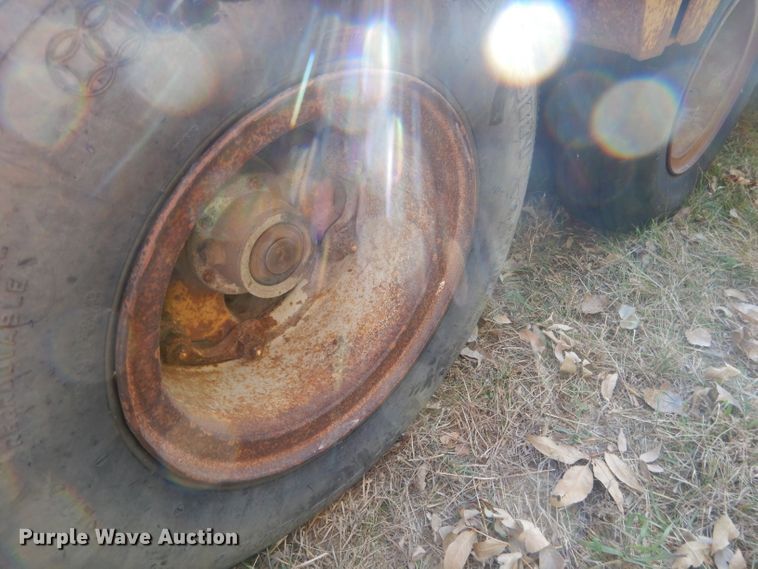 image for item DG5871 1977 Heavy Haul HS35 drop deck equipment trailer