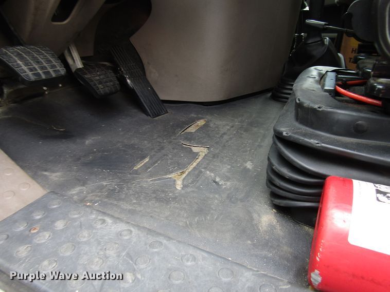 image for item DG6650 2012 Freightliner Cascadia semi truck