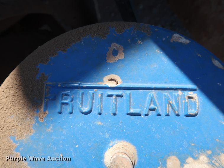 image for item DG6999 2011 Volvo VN semi truck