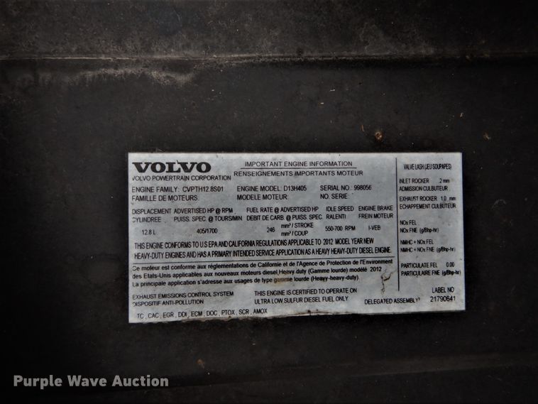 image for item DH2229 2013 Volvo VNL semi truck