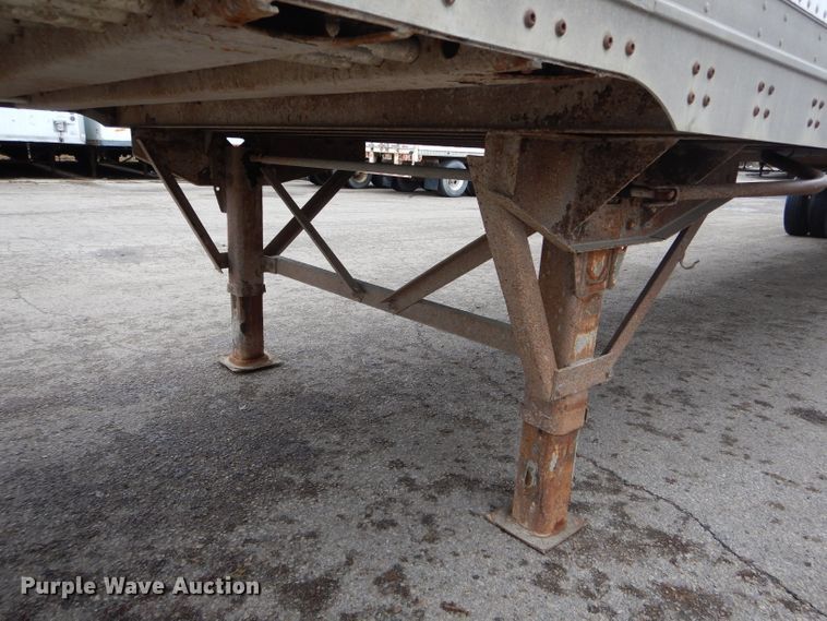 image for item DH6881 2005 Wabash dry van trailer