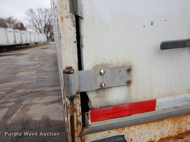 image for item DH6883 2005 Wabash dry van trailer