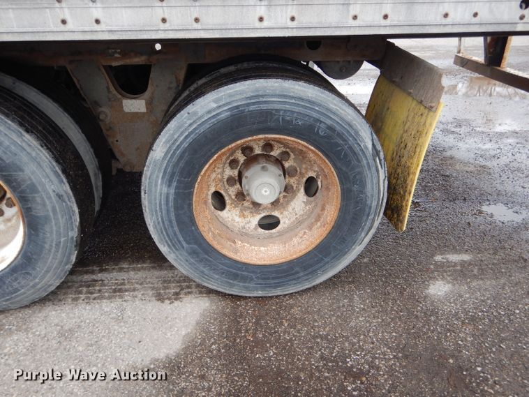 image for item DH6883 2005 Wabash dry van trailer