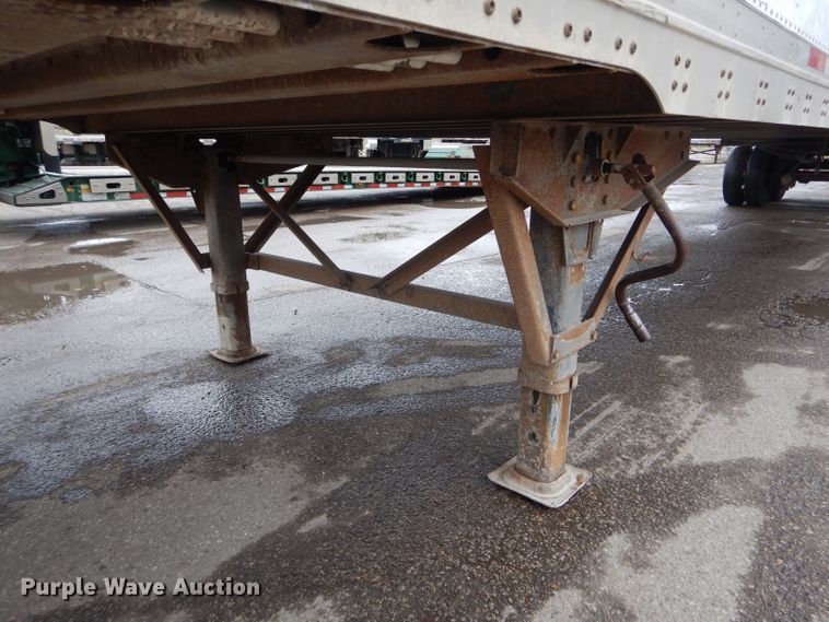 image for item DH6884 2005 Wabash dry van trailer