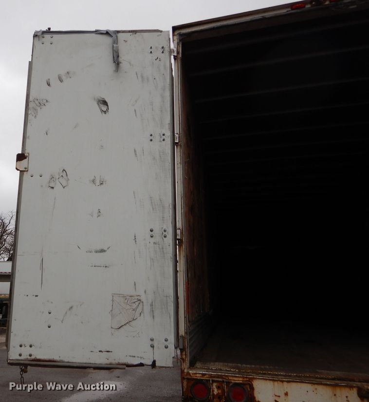 image for item DH6884 2005 Wabash dry van trailer