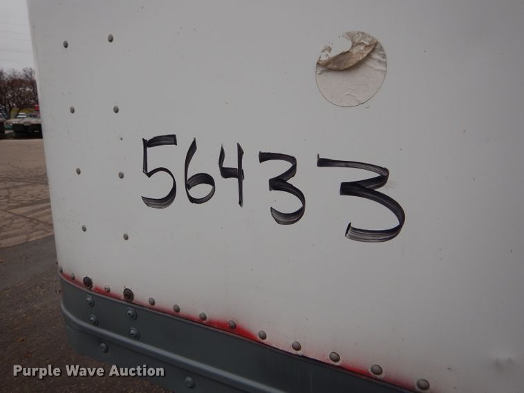 image for item DH6884 2005 Wabash dry van trailer