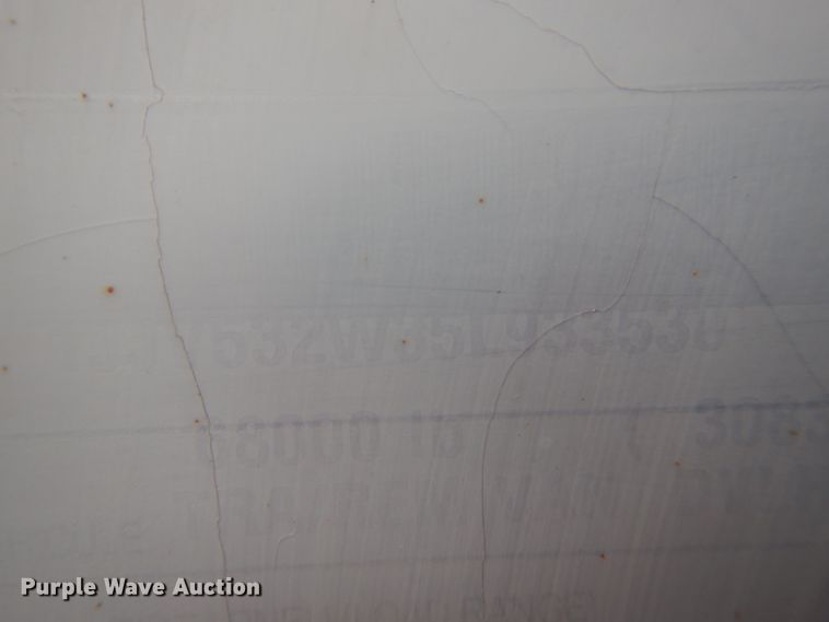 image for item DH6884 2005 Wabash dry van trailer