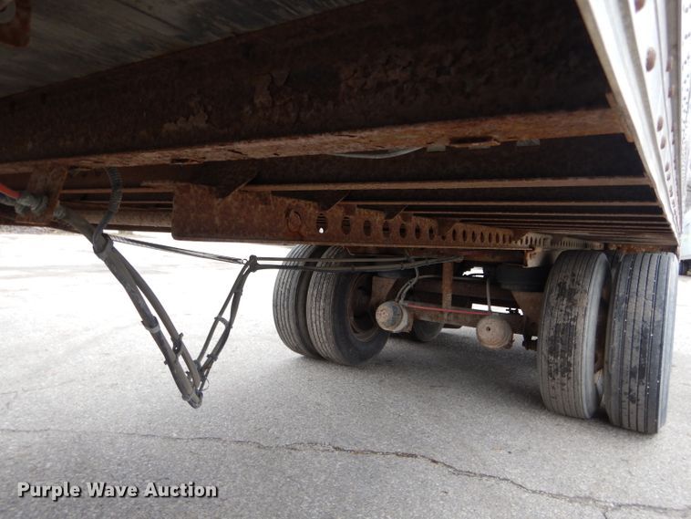 image for item DH6886 2005 Wabash dry van trailer