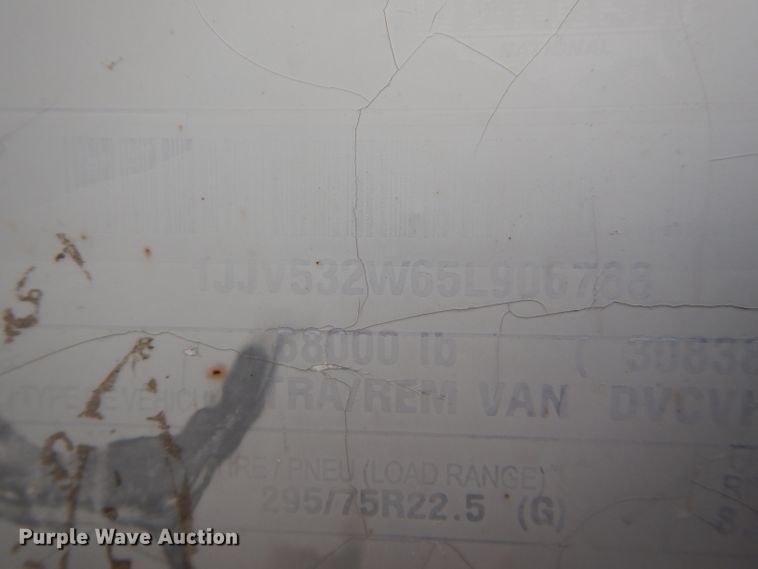 image for item DH6886 2005 Wabash dry van trailer