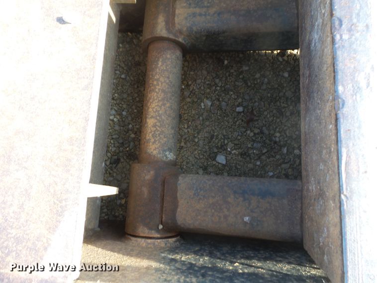 image for item DH7776 1999 Atoka lowboy equipment trailer