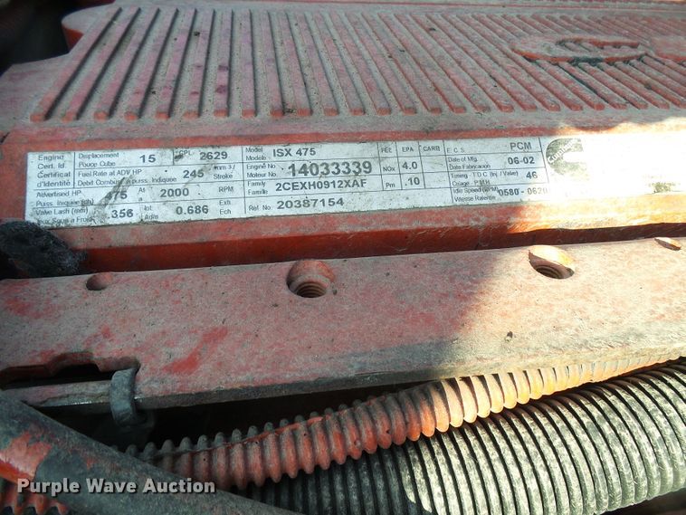 image for item DI0730 2003 Volvo VN semi truck