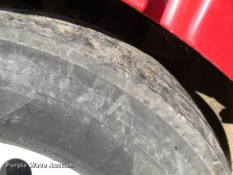 image for item DI0730 2003 Volvo VN semi truck