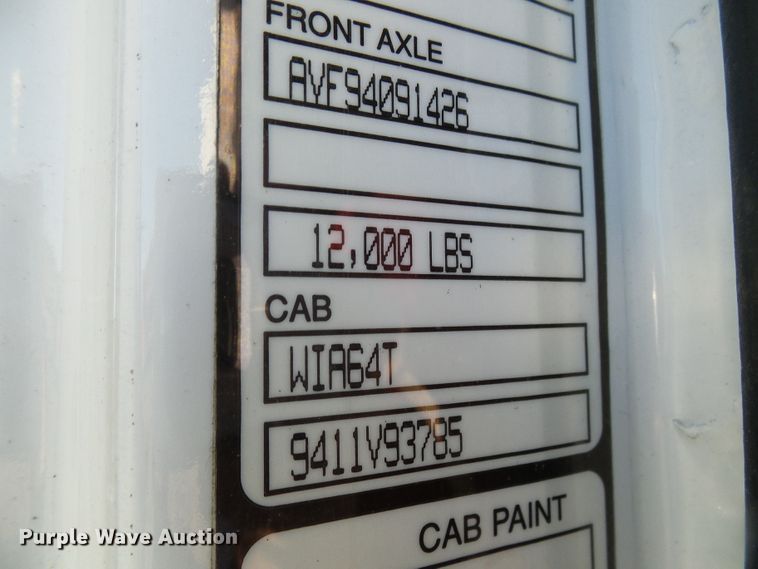 image for item DI0731 1995 White GMC WIA semi truck