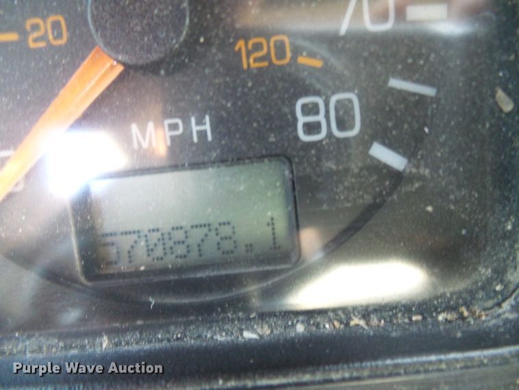 image for item DI0731 1995 White GMC WIA semi truck