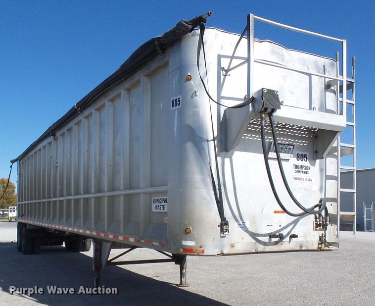 image for item DI0733 2008 East live bottom trailer