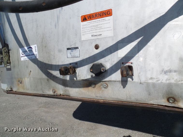 image for item DI0733 2008 East live bottom trailer