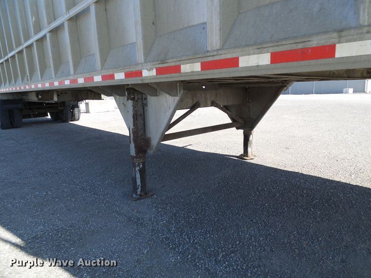 image for item DI0733 2008 East live bottom trailer