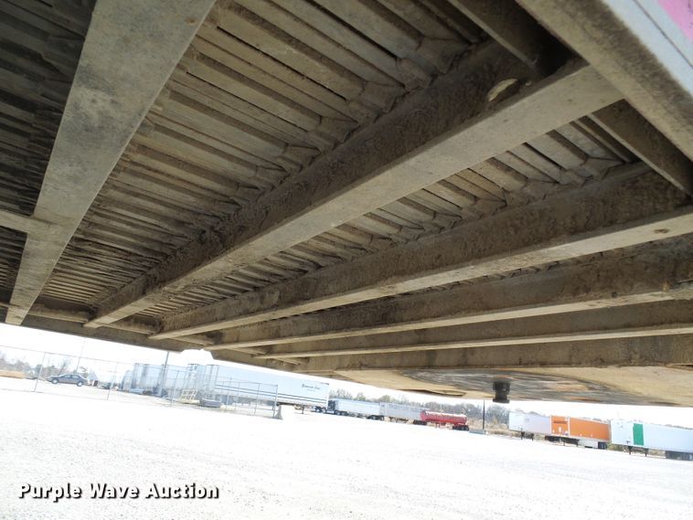 image for item DI0733 2008 East live bottom trailer