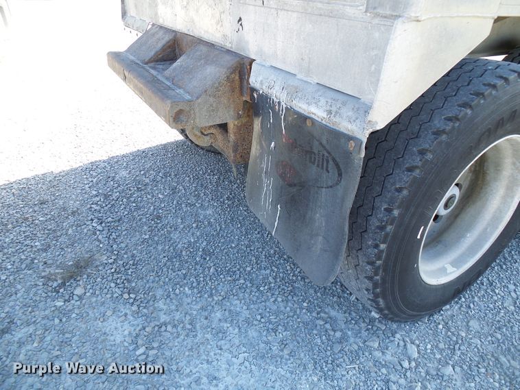 image for item DI0733 2008 East live bottom trailer