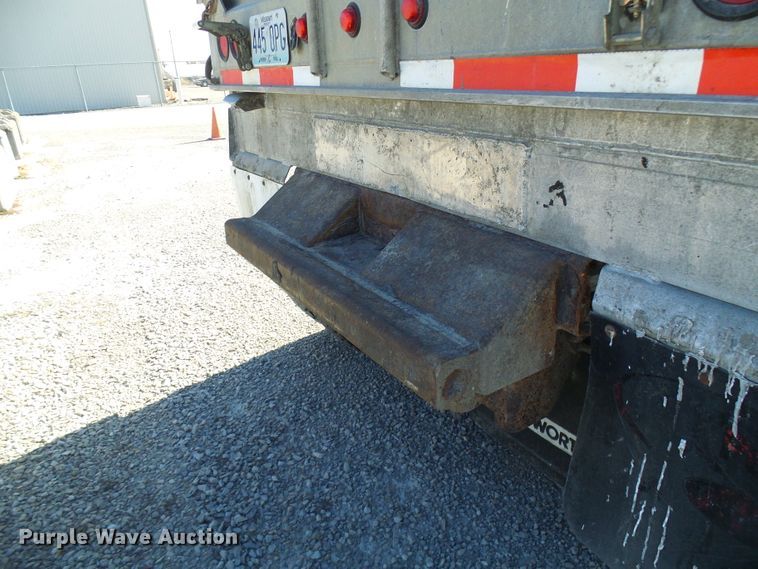 image for item DI0733 2008 East live bottom trailer