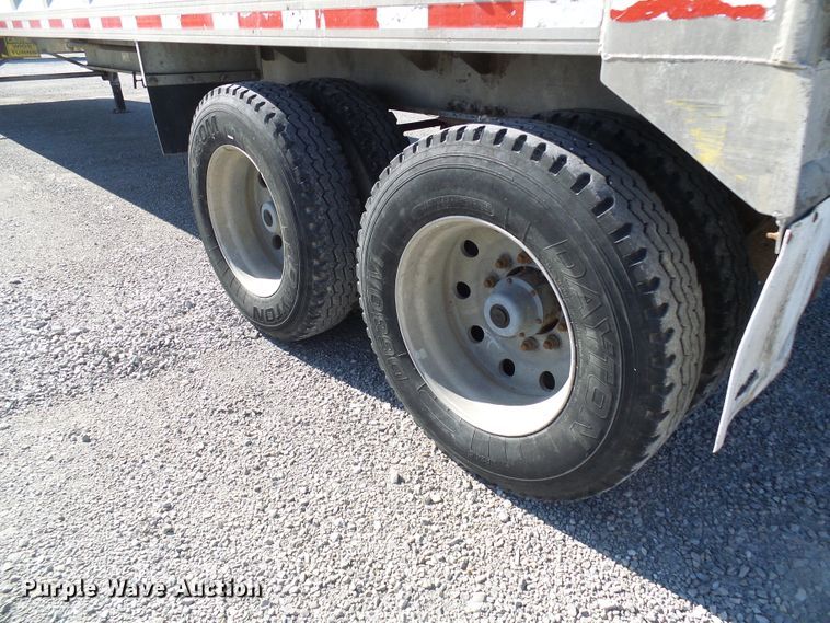 image for item DI0733 2008 East live bottom trailer