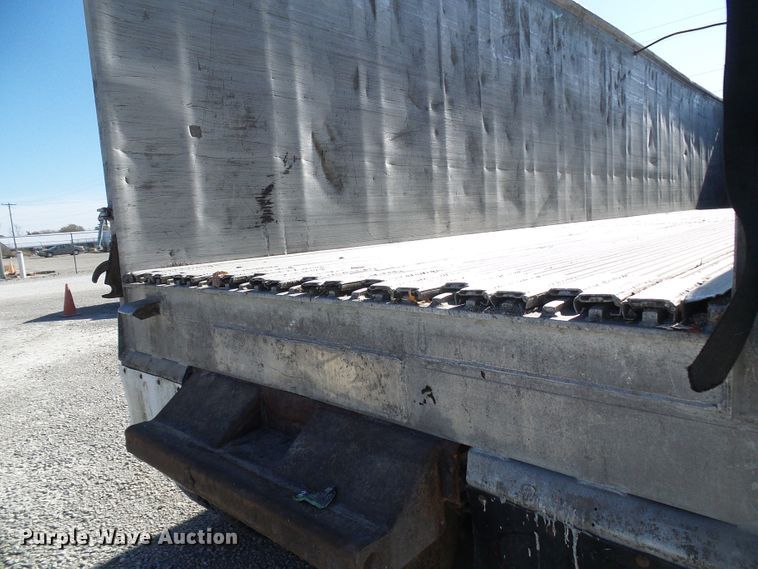 image for item DI0733 2008 East live bottom trailer