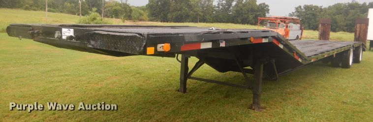 image for item DI2273 1997 Clark CDFBT-97 drop deck equipment trailer