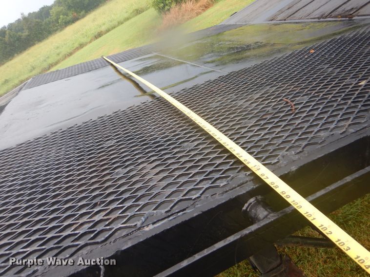 image for item DI2273 1997 Clark CDFBT-97 drop deck equipment trailer