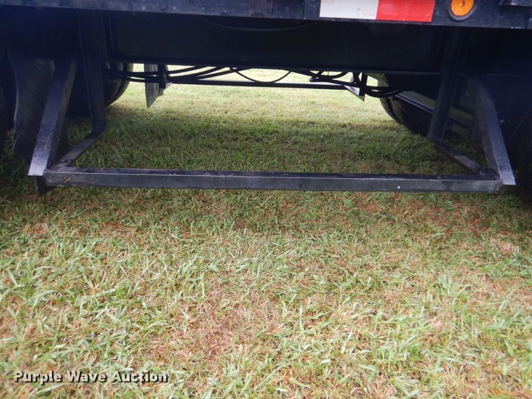 image for item DI2273 1997 Clark CDFBT-97 drop deck equipment trailer