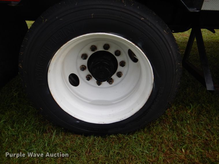 image for item DI2273 1997 Clark CDFBT-97 drop deck equipment trailer