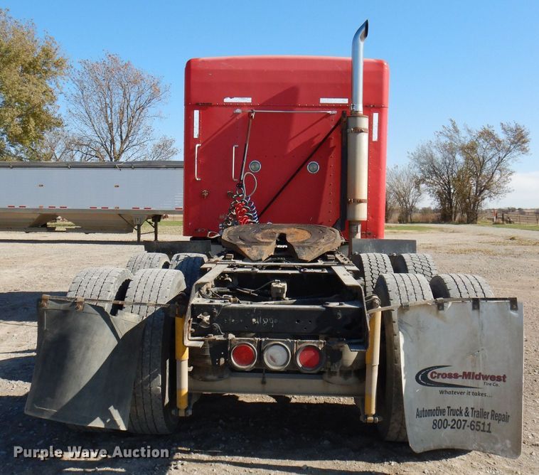 image for item DI2747 2007 Kenworth T600 semi truck