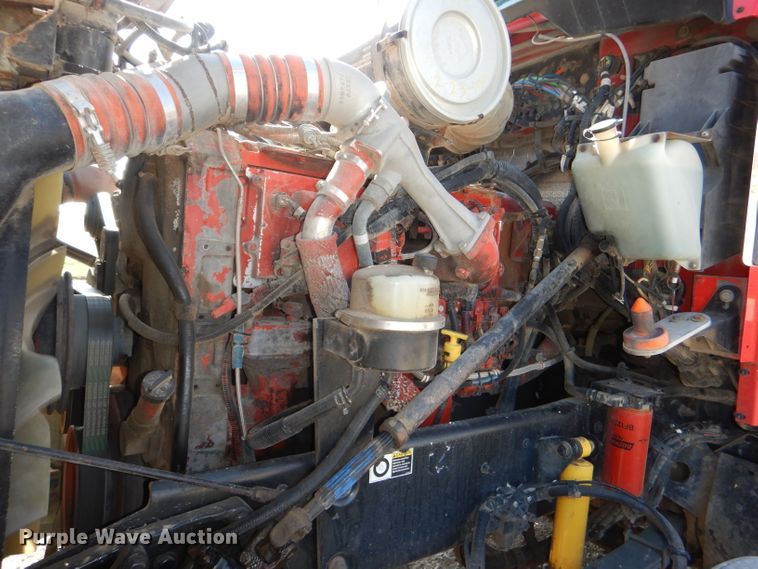 image for item DI2747 2007 Kenworth T600 semi truck