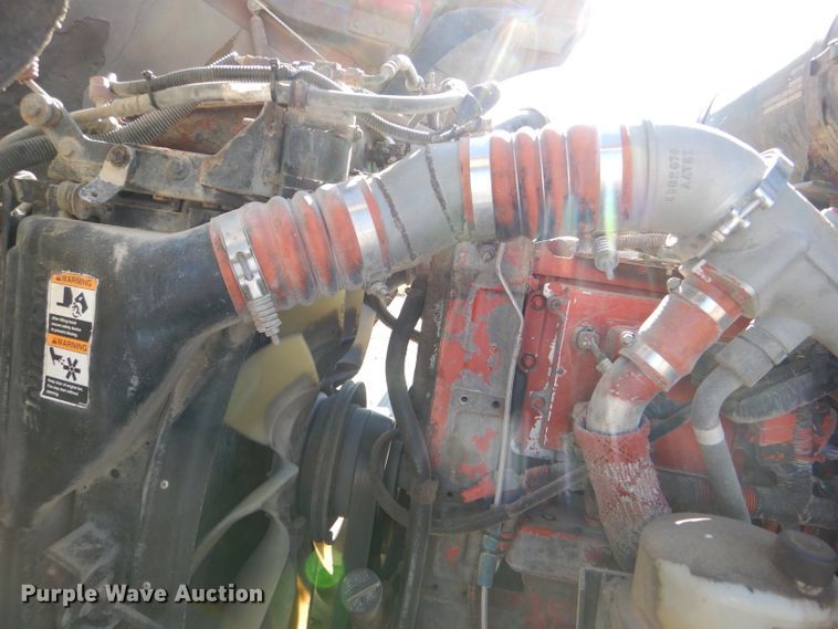 image for item DI2747 2007 Kenworth T600 semi truck