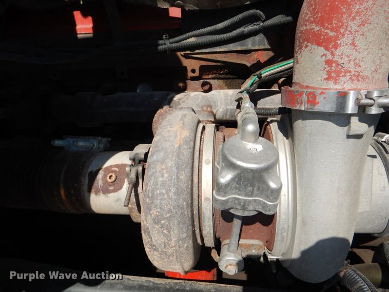 image for item DI2747 2007 Kenworth T600 semi truck