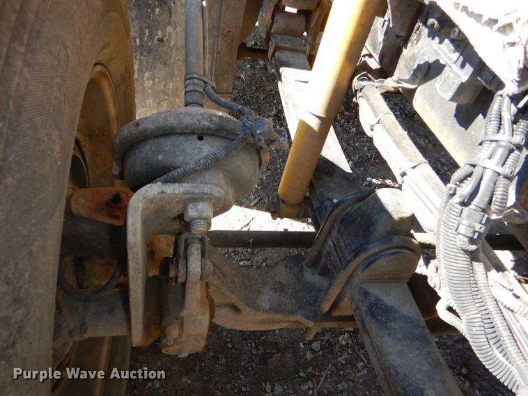 image for item DI2747 2007 Kenworth T600 semi truck