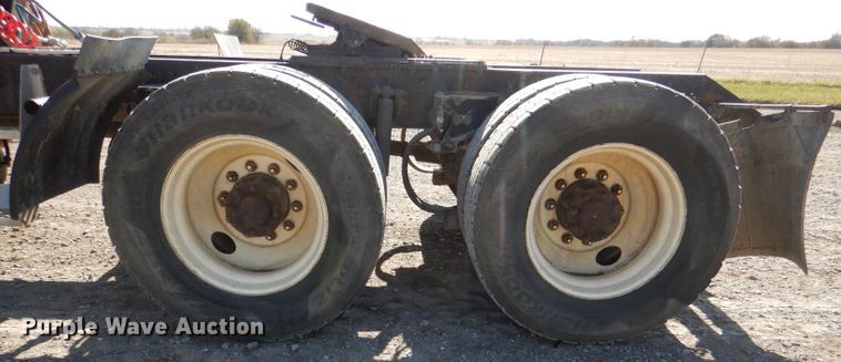 image for item DI2747 2007 Kenworth T600 semi truck