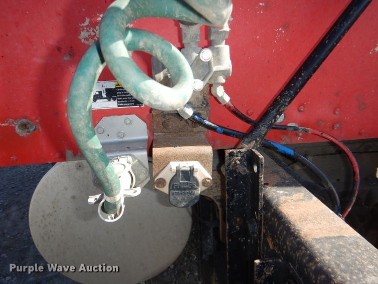 image for item DI2747 2007 Kenworth T600 semi truck