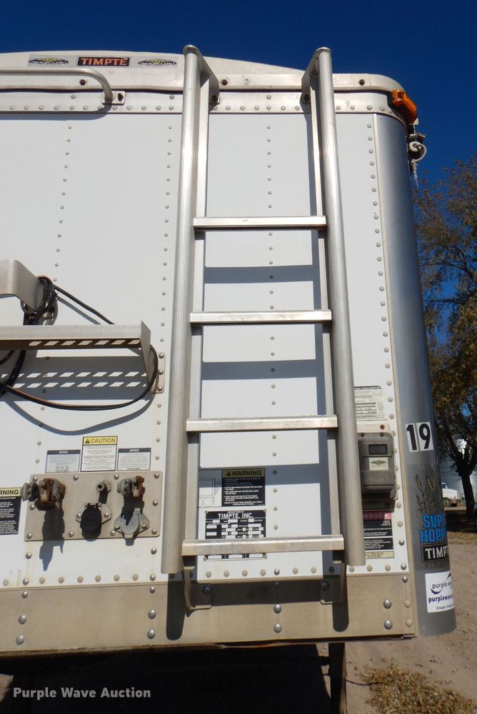 image for item DI2748 2007 Timpte Super Hopper double hopper bottom grain trailer