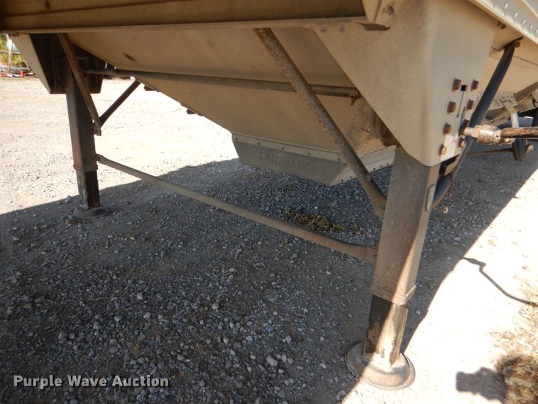 image for item DI2748 2007 Timpte Super Hopper double hopper bottom grain trailer