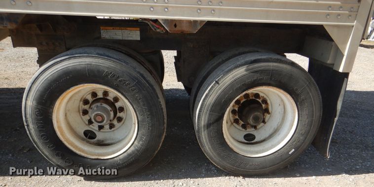 image for item DI2748 2007 Timpte Super Hopper double hopper bottom grain trailer