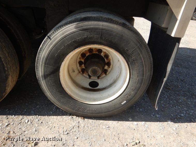 image for item DI2748 2007 Timpte Super Hopper double hopper bottom grain trailer