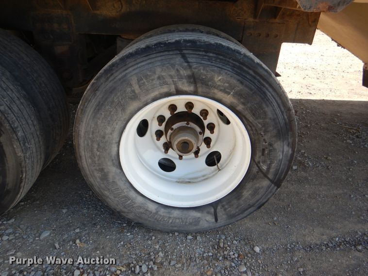 image for item DI2748 2007 Timpte Super Hopper double hopper bottom grain trailer